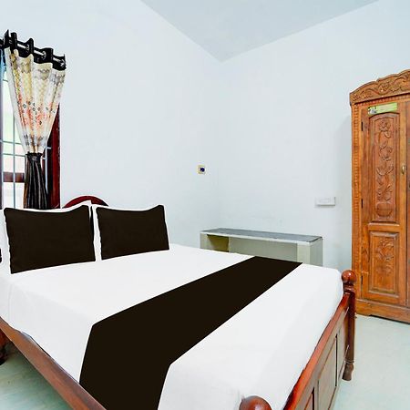 Hotel O Sri Srinivasa Residency Канякумари Екстериор снимка